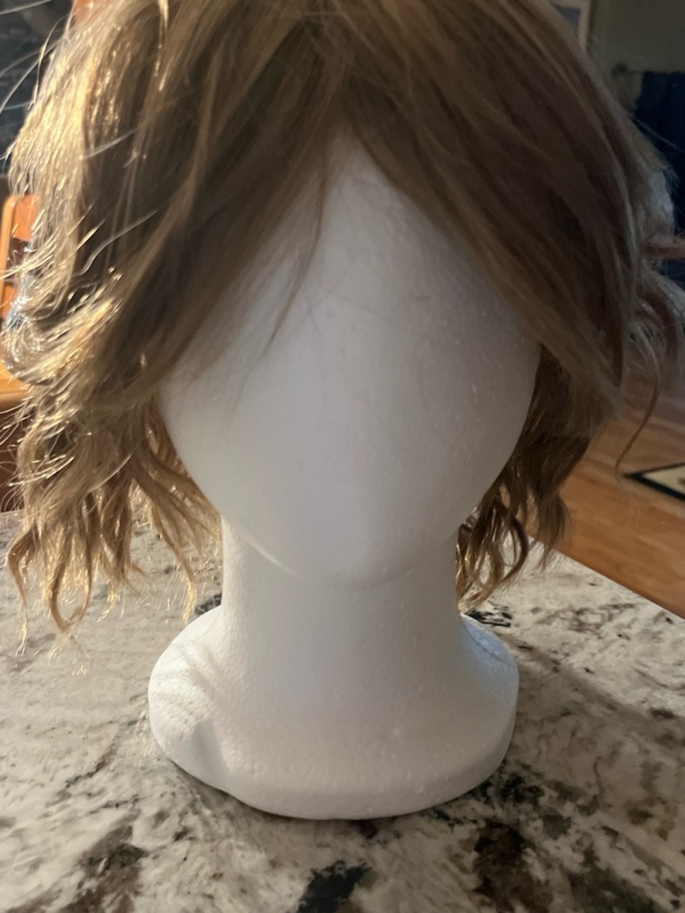 Light Brown Short Wavy Women's Wig - Natural Finish